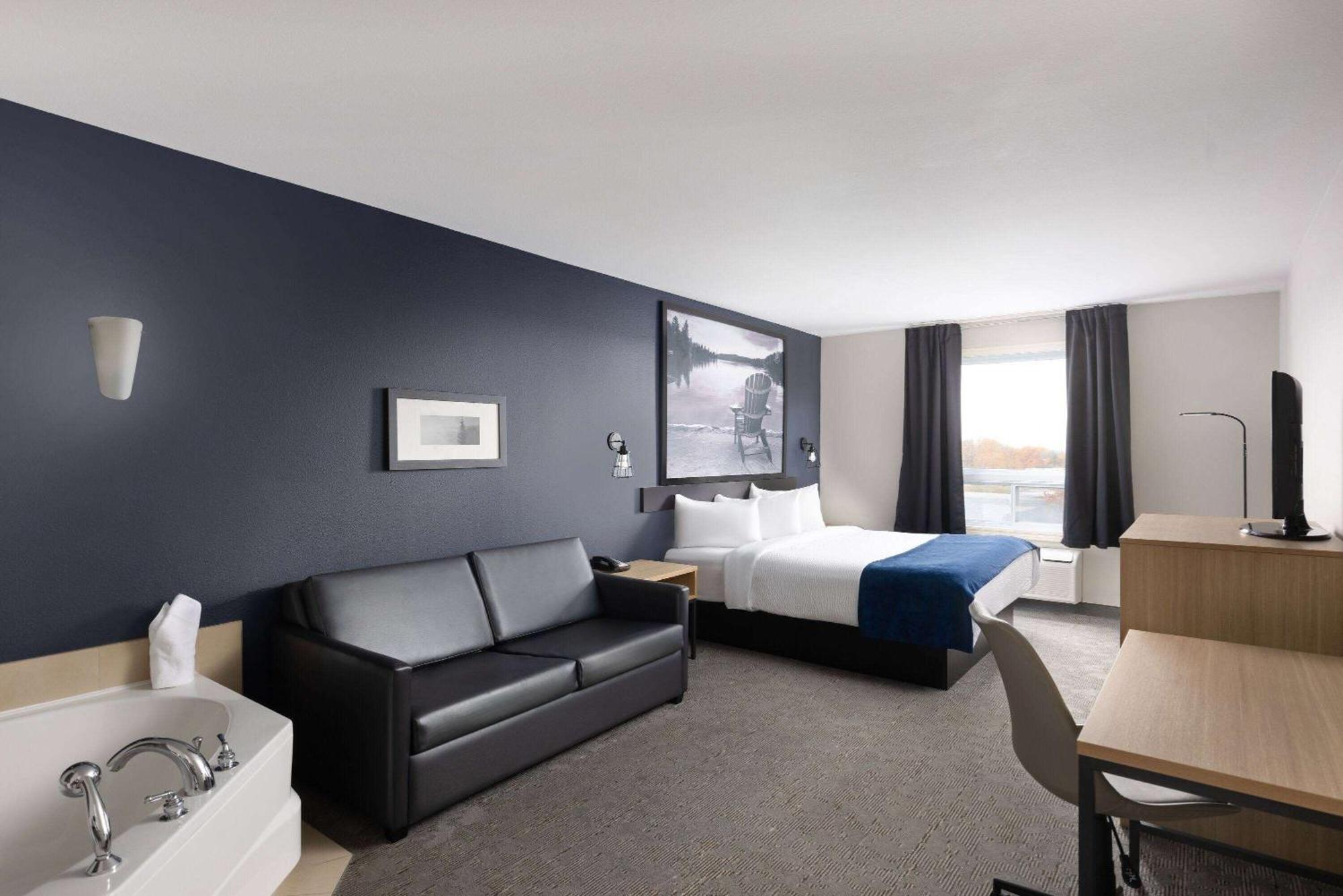 Super 8 By Wyndham St-Jerome Otel Saint-Jerome Dış mekan fotoğraf