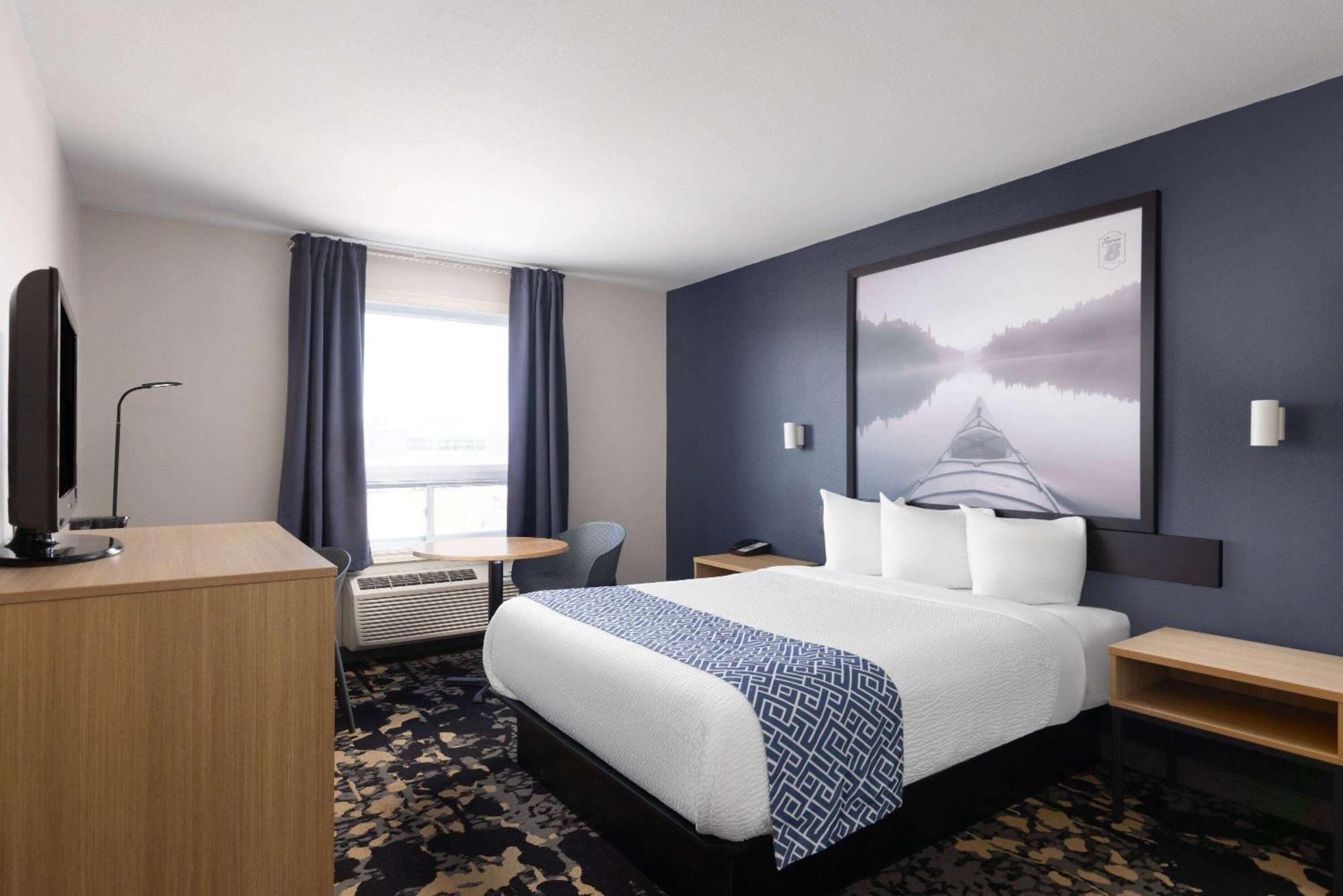 Super 8 By Wyndham St-Jerome Otel Saint-Jerome Dış mekan fotoğraf
