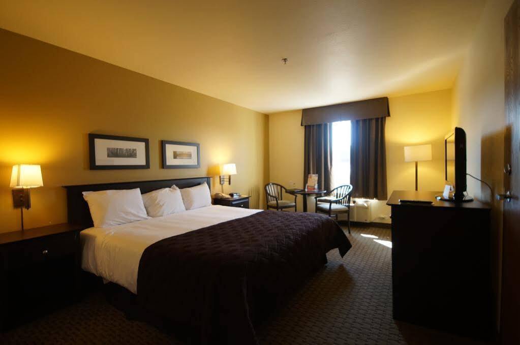 Super 8 By Wyndham St-Jerome Otel Saint-Jerome Dış mekan fotoğraf